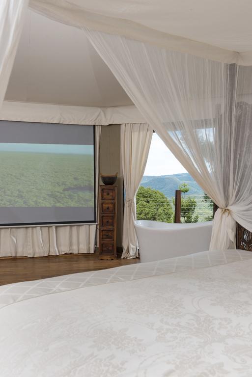 Clouds Safari Hotel Beechmont Bagian luar foto